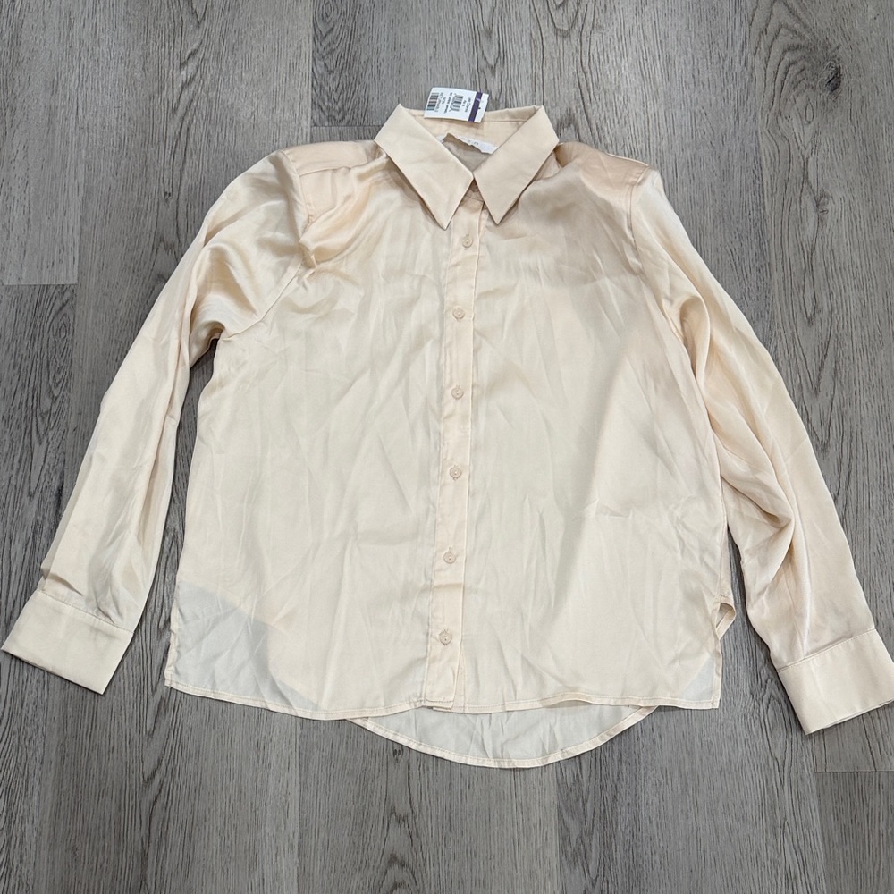 ASTR Cream Long Sleeve Button-Up Shirt - Picture 1 of 3